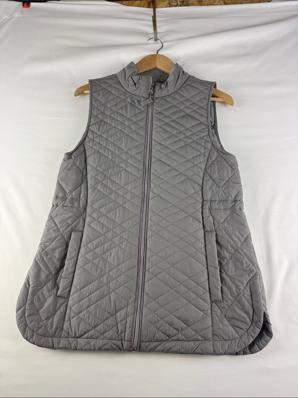 Maurices Gray Full Zip Puffer Vest Women's Small Nylon Like New